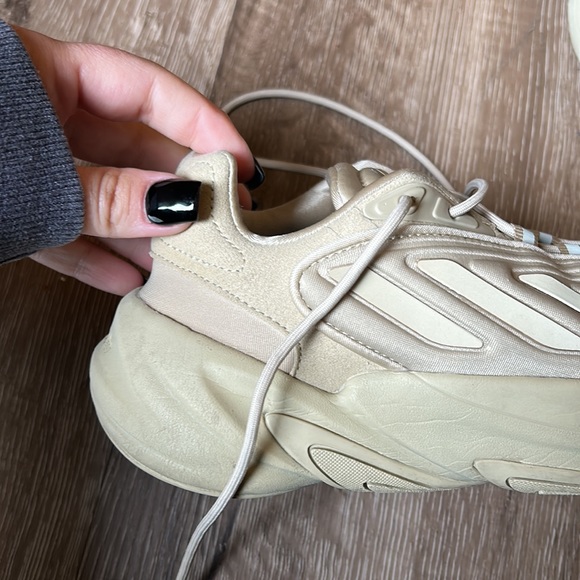 Adidas Adiprene Sneakers - Picture 6 of 10